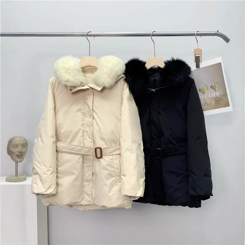 韩国IZZ简约韩范儿休闲宽松加厚保暖狐狸毛领短款羽绒服鹅绒服