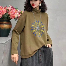 2025秋款新品文艺百搭宽松休闲半高领印花套头女士打底体恤衫女