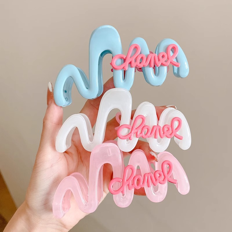 Clip de tiburón clip de pelo en forma de onda clip de plástico grande color de la jalea hacia atrás la cabeza clip de pelo tocado