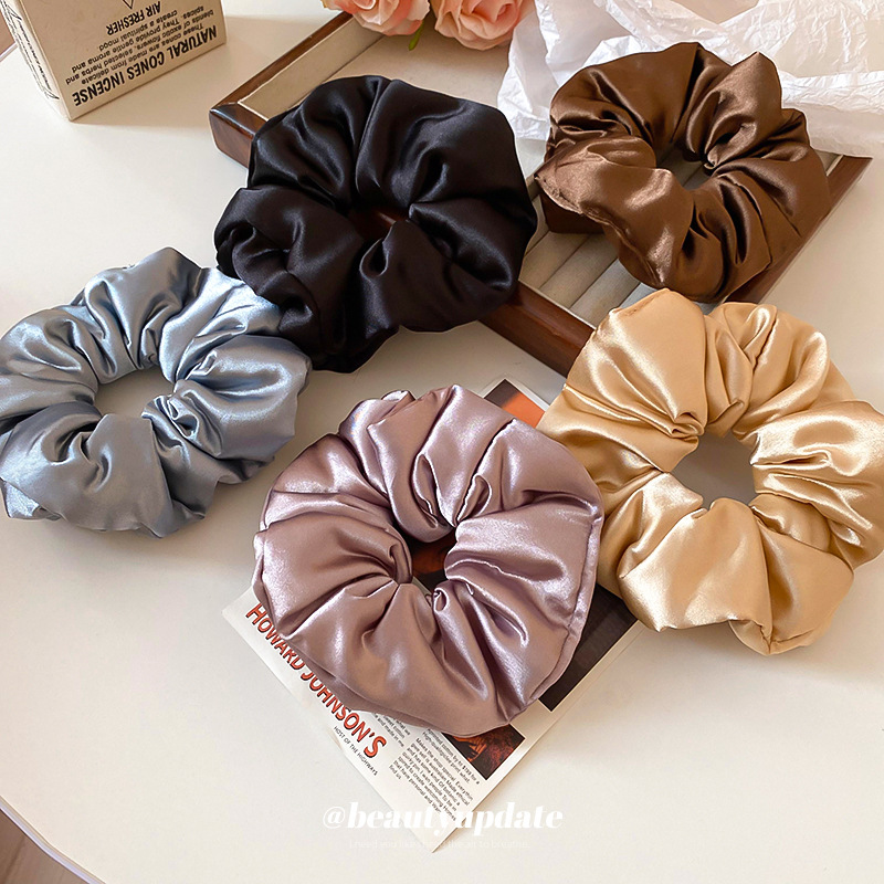 Nuevo producto color crema, pliegues brillantes, círculos para el cabello del intestino grueso, lazo para el cabello en la parte posterior de la cabeza, cuerda para el cabello, ambiente suave y versátil, accesorios para el cabello para mujeres