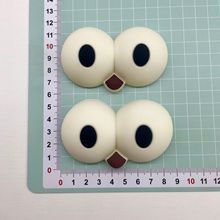 爆款大眼睛洞洞鞋鞋花饰品立体加厚时尚包包冰箱贴装饰品现货供应