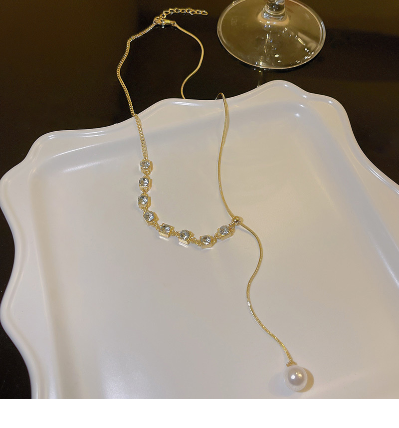 Fashion Geometric Alloy Inlay Artificial Pearls Rhinestones Womenu0027S Necklace 1 Piece