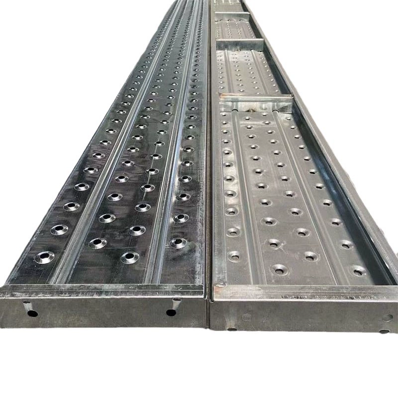 210 Широкий оцинкованный стальной трамплин