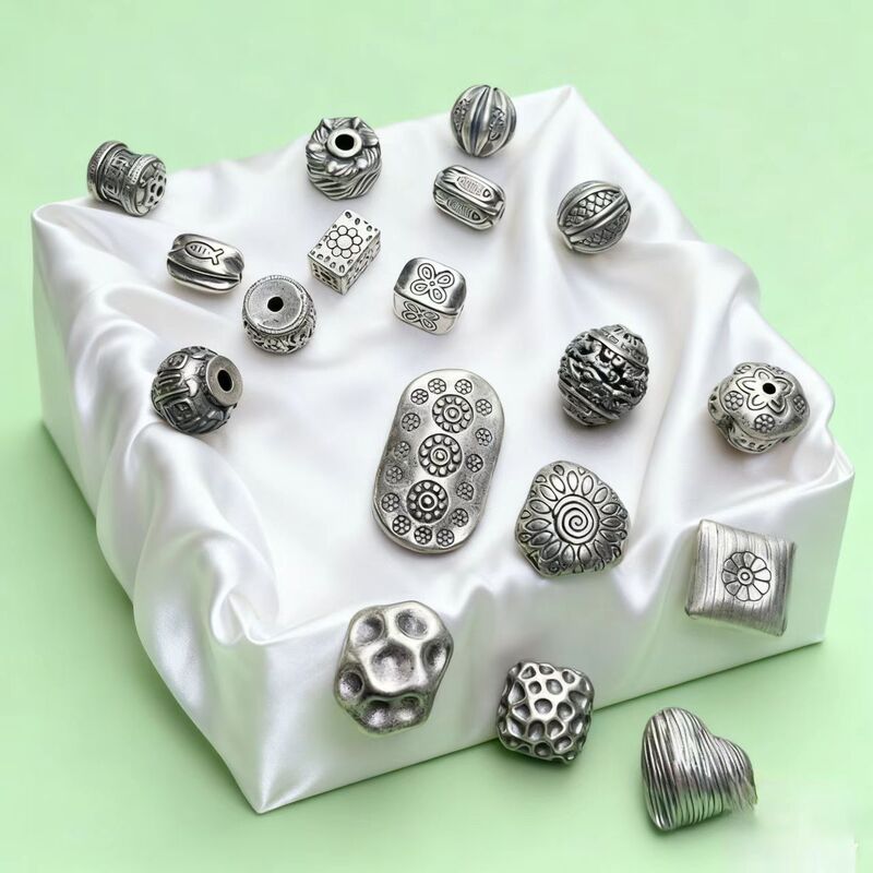 Vintage Silver Accessories Sunflower Wreath Accessories 925 Silver Small Fish Beads Retro Fortune Character Lantern DIY Bracelet Collectibles Vintage Silver Accessories Sunflower Wreath Accessories 925 Silver Small Fish Beads Retro Fortune Character Lantern DIY Bracelet Collectibles