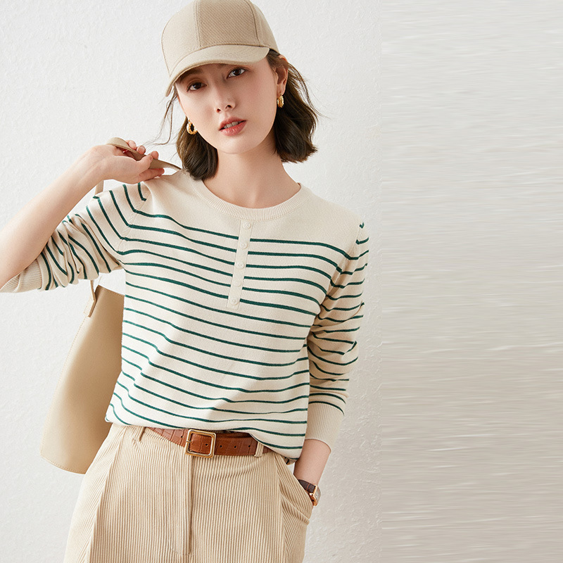 Striped Long-Sleeved Knitted Sweater for Women 2026 Spring & Fall New Style Short Korean Style Loose Casual Inner Sweater