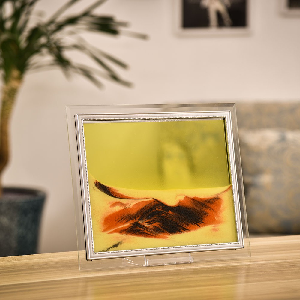 Черно -белая и желтая вода 10 дюймов