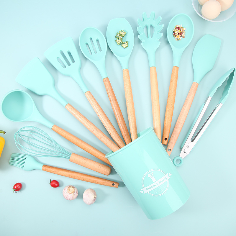Juego de utensilios de cocina antiadherentes de doce piezas con mango de madera, juego de utensilios de cocina de silicona de 12 piezas con cubo de almacenamiento, especialmente diseñado para sartenes antiadherentes