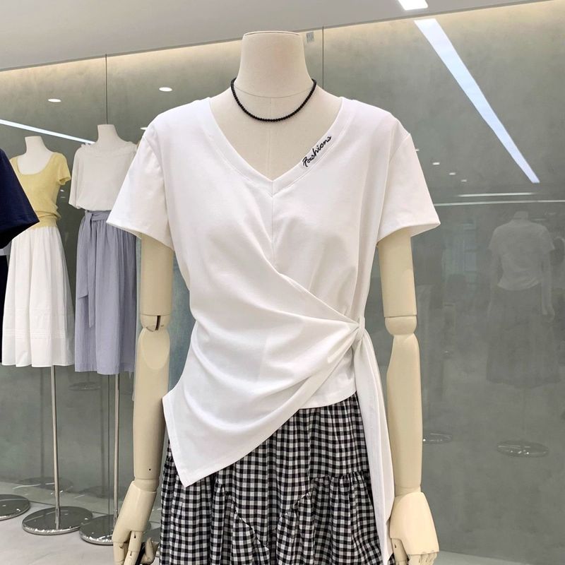 短袖T恤女夏季新款甜辣妹V领字母刺绣设计感绑带收腰显瘦别致上衣|undefined