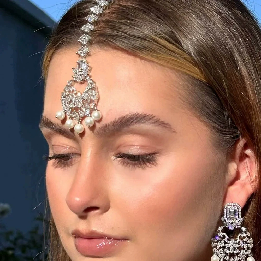 Самый продаваемый на Amazon цирконовый лепесток на лбу, цепочка на лоб, головной убор в богемном стиле, жемчужный кулон, кулон для бровей, универсальные аксессуары
