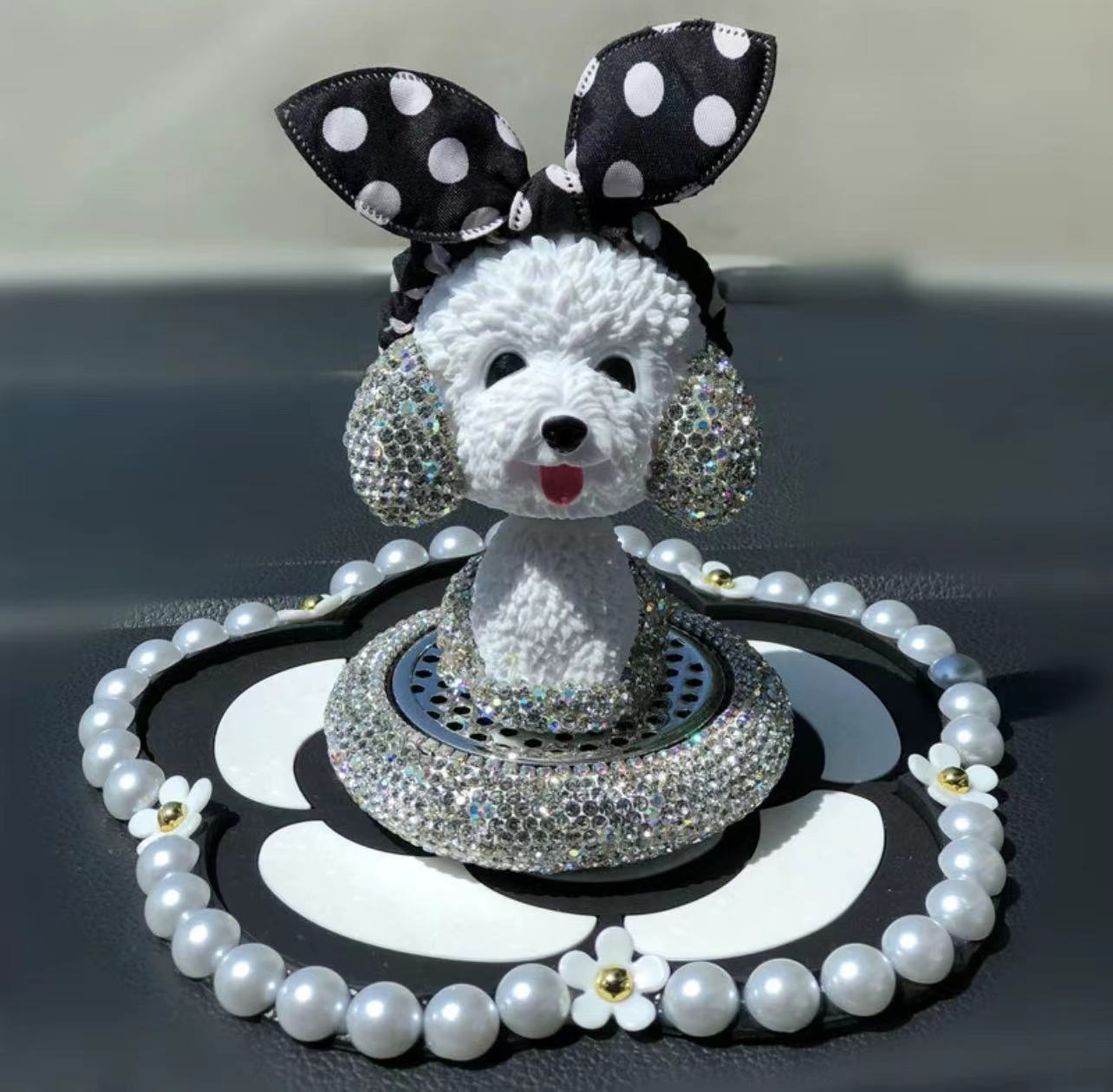 Adornos de automóviles Bola de diamantes de imitación Botella de aromaterapia Adornos de automóviles Consola central Decoración de automóviles Suministros internos de automóviles Net Red de plástico para mujeres