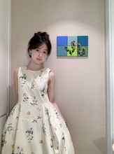 甜美清新无袖碎花连衣裙女夏季2025新款收腰设计感韩系A字中长裙