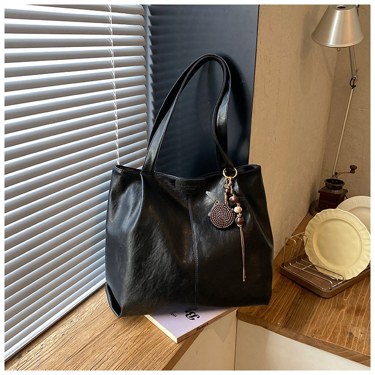 Túi tote nữ cỡ lớn dáng shopping, đeo vai hai quai, chất liệu PU mềm, phong cách công sở — Màu cà phê Không có mặt dây chuyền, Màu nâu không có mặt dây chuyền, Rượu vang đỏ không có mặt dây chuyền, kaki không có mặt dây chuyền chi tiết 14