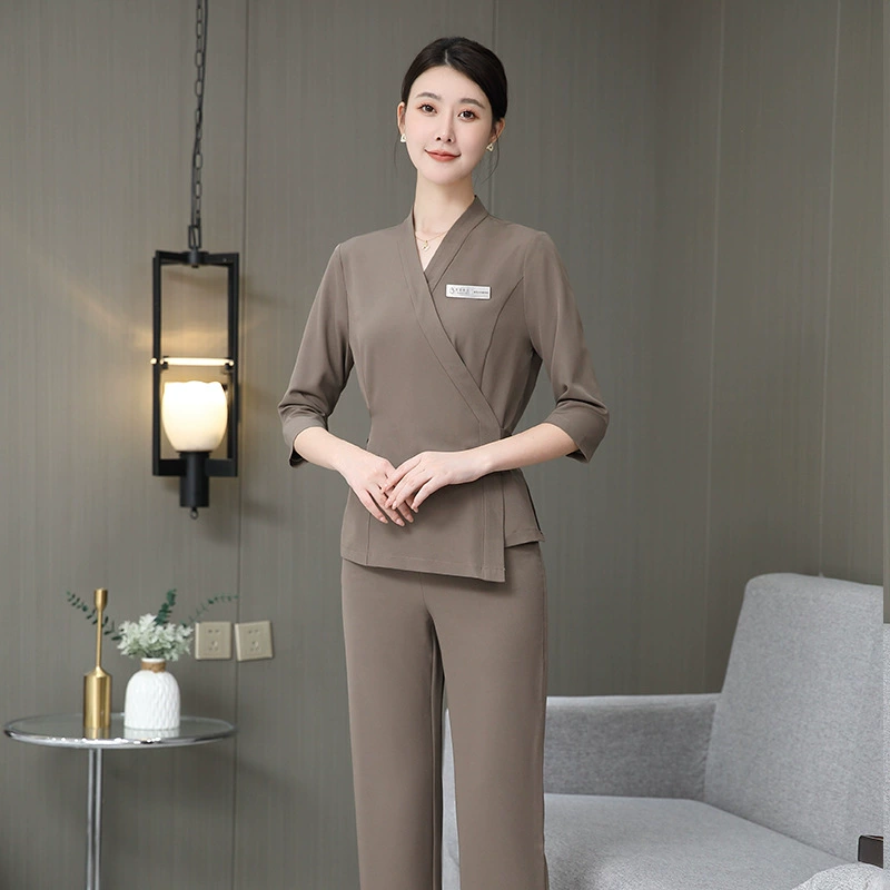 Косметолог рабочая одежда для управления кожей весной