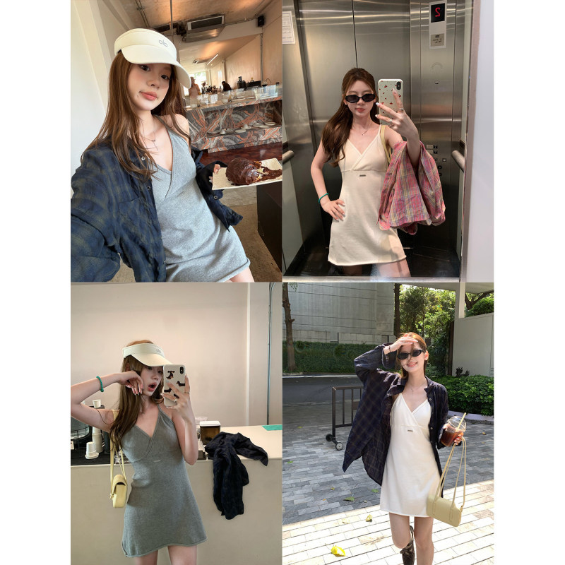 Im Towards the'Lazy Curve' Style: 100% Cotton Korean-Style Cross V-Neck Knit Slip Dress Layered with a Waist-Cinching A-Line Dress Im Towards the'Lazy Curve' Style: 100% Cotton Korean-Style Cross V-Neck Knit Slip Dress Layered with a Waist-Cinching A-Line Dress