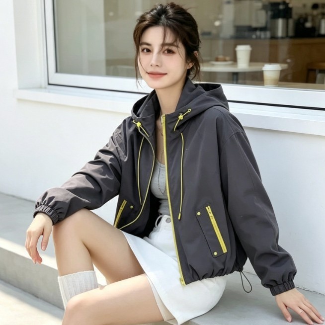 Ins-style hooded workwear design, spring and autumn windproof, warm, slimming, versatile casual jacket for women 2026