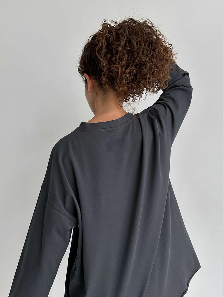 Áo thun nữ cotton 100% cổ tròn tay dài form rộng màu trơn — Màu cà phê, Màu hồng, Màu mơ, Màu trắng chi tiết 13