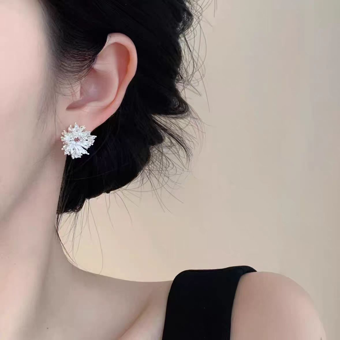 실버 해바라기 귀걸이(쌍) R4974B