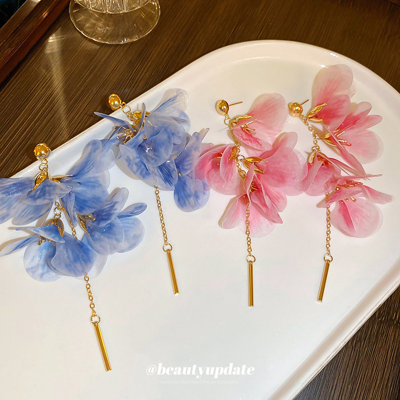 Pendientes de súper hadas de hilo de malla de flor de aguja de plata Pendientes de borla frescos pequeños coreanos Pendientes de estilo de vacaciones de temperamento dulce de nicho