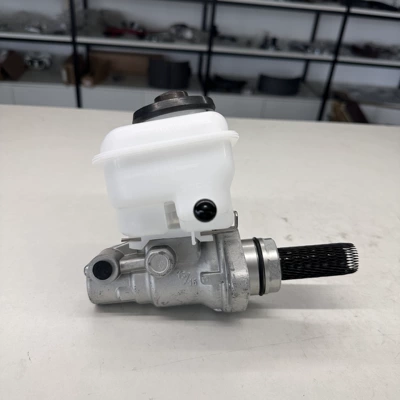 Toyota üçün 47207-26020 Yüksək Keyfiyyətli Əsas Əyləc Silindri