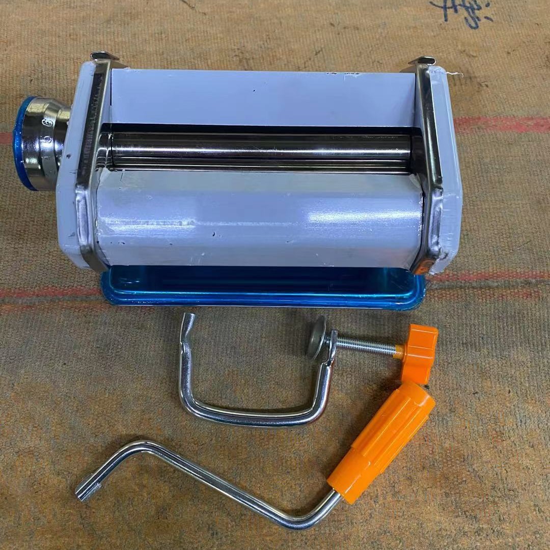 厂家直发手摇压橡皮泥压面机家用压皮机饺子皮手擀面机自制家用款