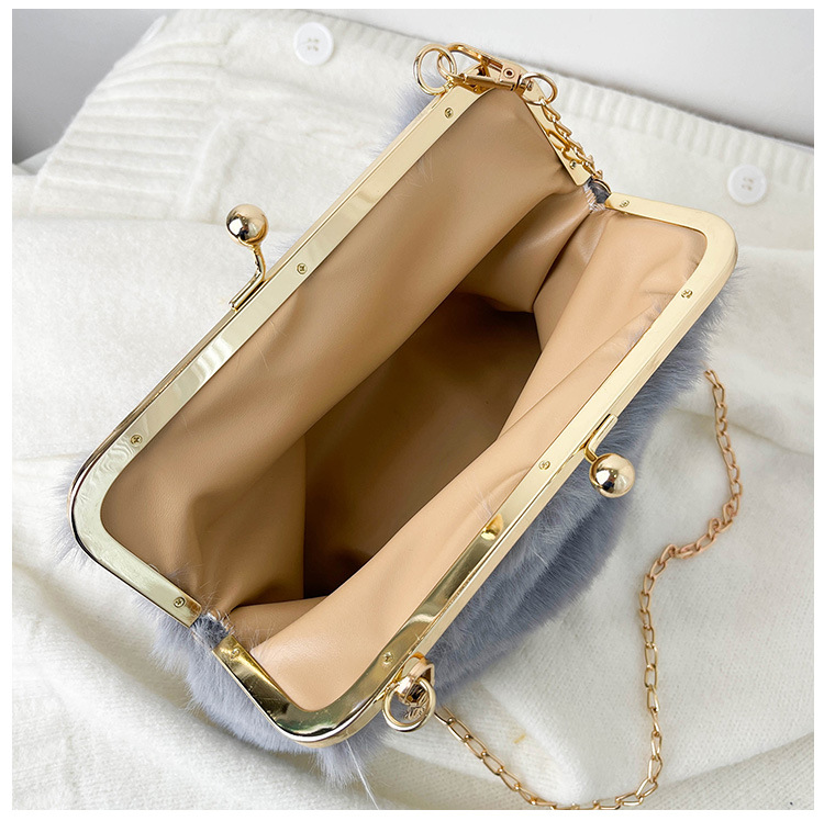 Single-shoulder chain bag, Maomao large-capacity women's bag, new 2022 autumn and winter women's stylish plush hand-held tote bag undefined