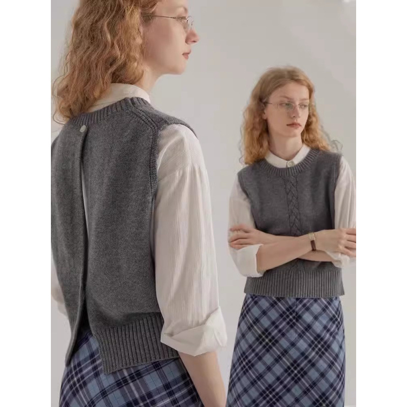 New Round Neck Fashionable Sweater Slimming Solid Color Pullover Stacked Sleeveless Vest Loose Casual Top Women