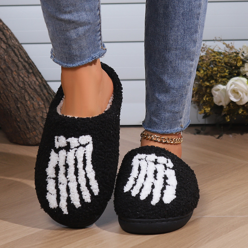 Halloween Furry Slippers for Home, Non-Slip Paw-Shaped Closed-Toe Cotton Slippers, Warm and Plush Cotton Slippers for Home Warmth