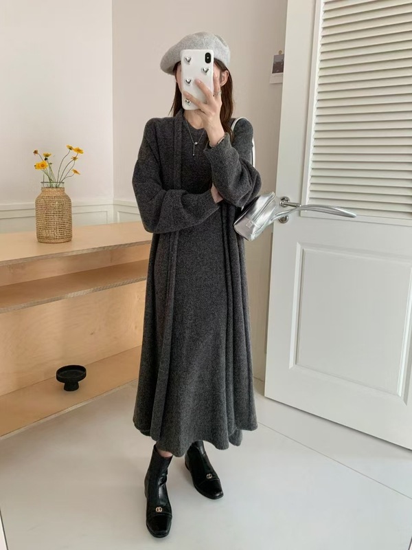ファッション対外貿易婦人服 2025 新しいスーツ女性のニットドレスロングセーターカーディガンジャケットツーピース厚いセット|undefined