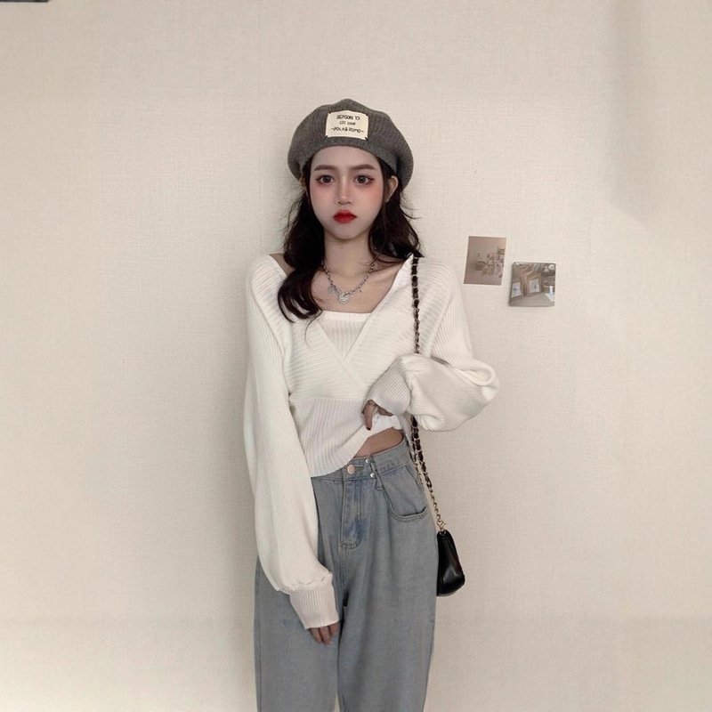 Autumn and Winter New Style Fake Two-Piece Sweater, Short V-Neck Long-Sleeve Knit Top with Unique Design for Women