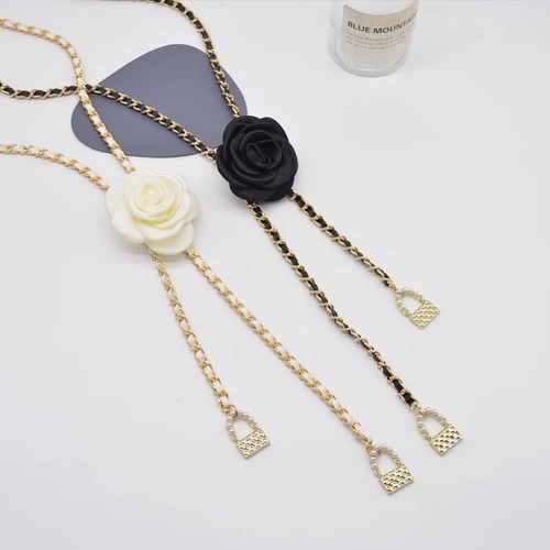 Tea Flower Waist Chain Accessory for Women, Flower Chain Belt Decor for Dresses, High-End Sensation Jeans Chain, Fine Chain