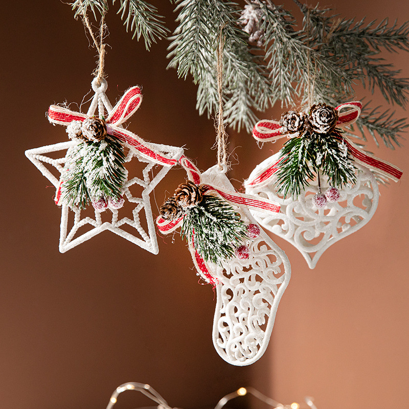 Comercio exterior nuevas decoraciones de Navidad árbol de Navidad decoración pegajosa cono de pino aguja de pino decoración colgante diseño adornos creativos