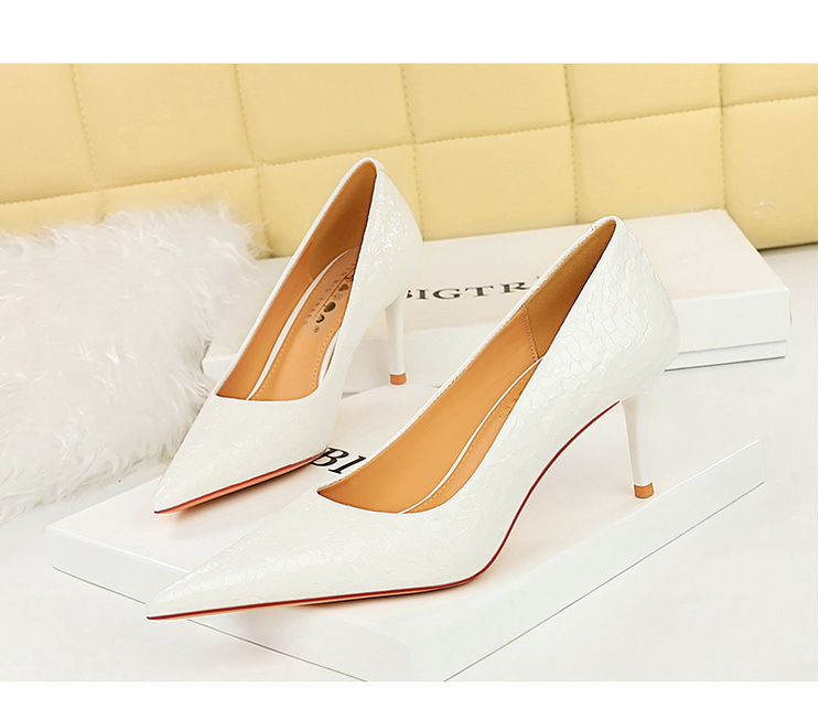 Stone patent leather women's high heels with pointed points_voghion.com
