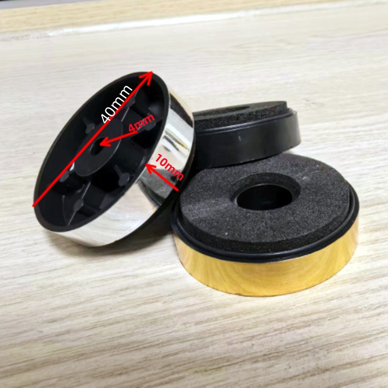 Black doormat, speakers, furniture, gold and silver, 40×10mm 2