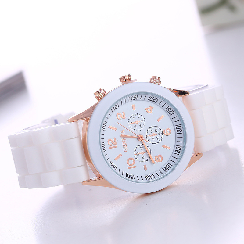 Elegant Women's Quartz Watch Simple Silicone Strap Minimalist_voghion.com