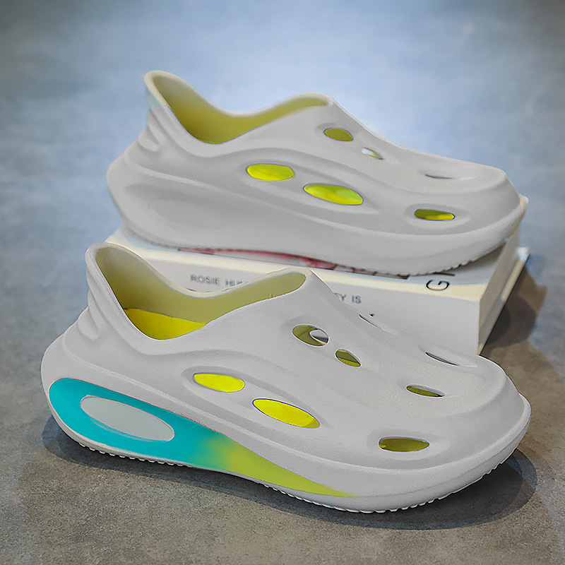 Sandalias transfronterizas de nuevo estilo para hombre 2024 ropa exterior de verano para hombre zapatillas de conducción antideslizantes Baotou zapatos deportivos de playa