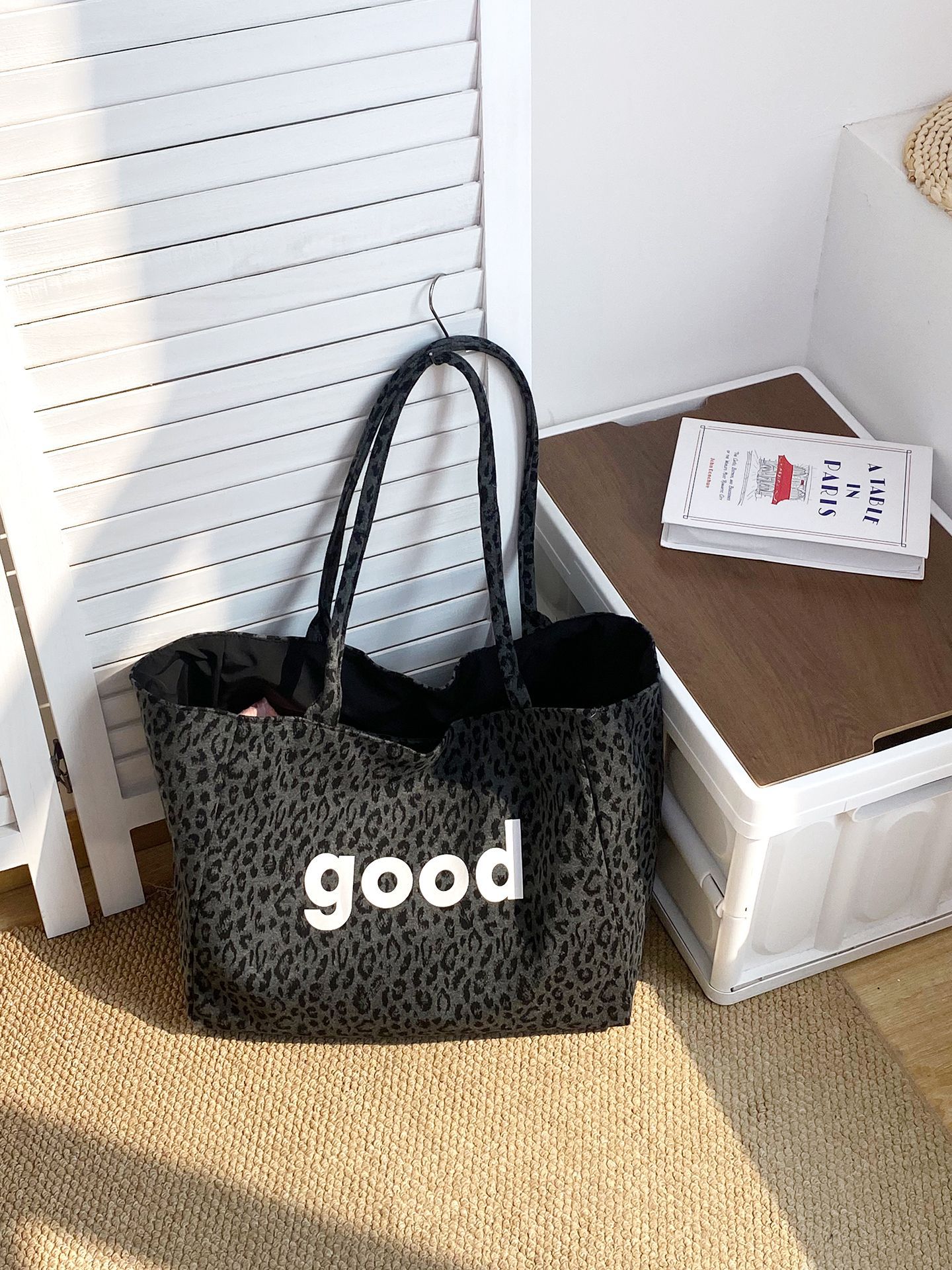 GoodDouble-sided large tote-dark gray leopard print