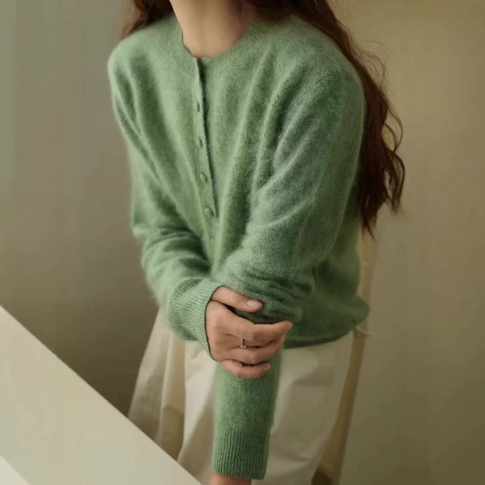 软糯拉绒开衫羊绒羊毛圆领宽松秋冬百搭慵懒上衣女