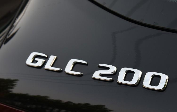 Suitable for Mercedes-Benz GLC260L, GLC300L, GLC43 AMG rear emblems, 4MATIC car logos, and lettered emblems