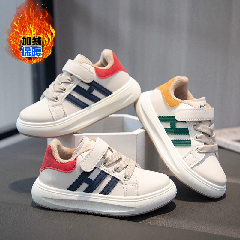 Детские кроссовки с утолщенной подкладкой для мальчиков и девочек, зимние повседневные туфли на флисовой подкладке 2024 года, теплые спортивные туфли для мальчиков, водонепроницаемые.