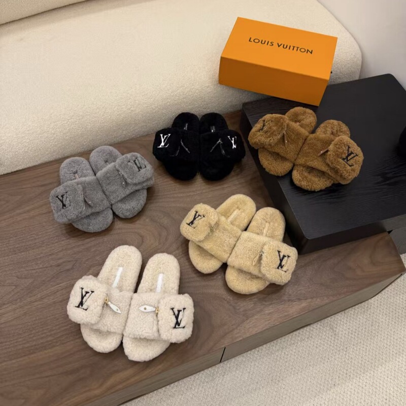 High Version 2025 Autumn and Winter New Warm Velcro Slippers for Outer Wear Lamb Wool Thick-Soled Fur Slippers for Women Thick-Soled