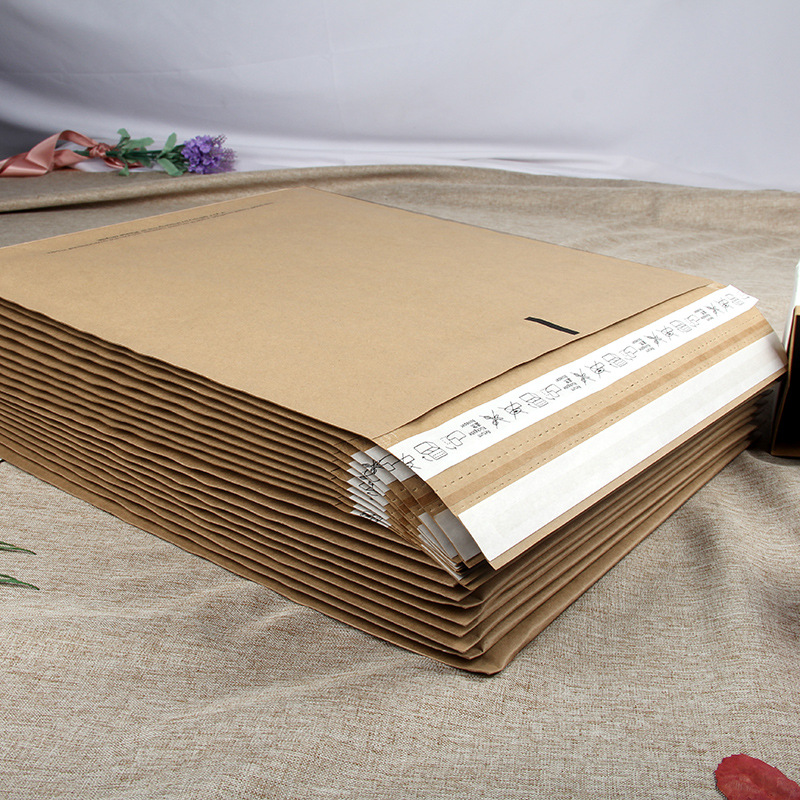 Bolsa de papel kraft, ropa express, bolsa ziplock a prueba de golpes, bolsa de sobre al por mayor, bolsa de embalaje y entrega de ropa, bolsa de papel en relieve