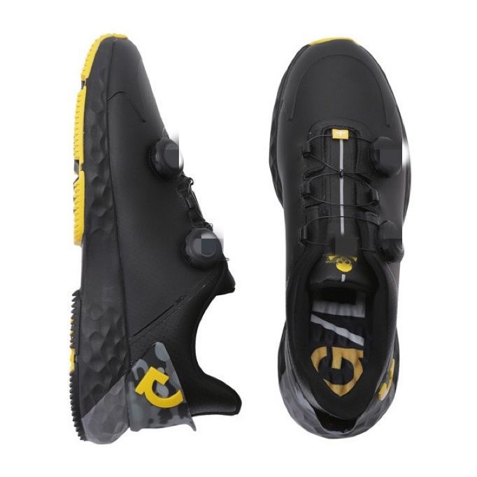 검정색과 노란색 신발은 너무 작습니다. 한 사이즈 크게 선택하세요.