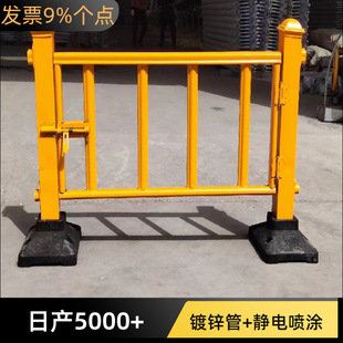 批发锌钢门市政道路护栏门隔断别墅花园庭外院装饰围栏可移动护栏-阿里巴巴
