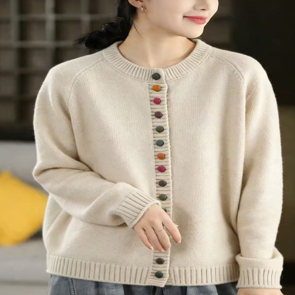 2024 Autumn and Winter New Color Button Cotton Knitted Cardigan Women's Loose Round Neck Long Sleeve All-match Casual Age-reducing Sweater