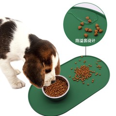 シリカゲルのペットの食事マットがこぼれないようにして、猫の碗を洗いやすいです。