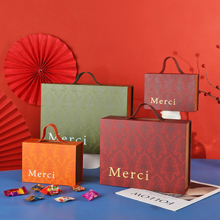 Vintage Chinese-style Embossed Bronzing Leather Portable Candy Box Flip-on Wedding Hand Gift Box Candy Packaging Box