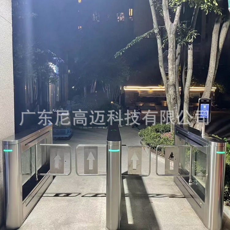小区不锈钢门禁挡闸湛江东莞工厂超市出入人脸识别自动摆闸翼闸机
