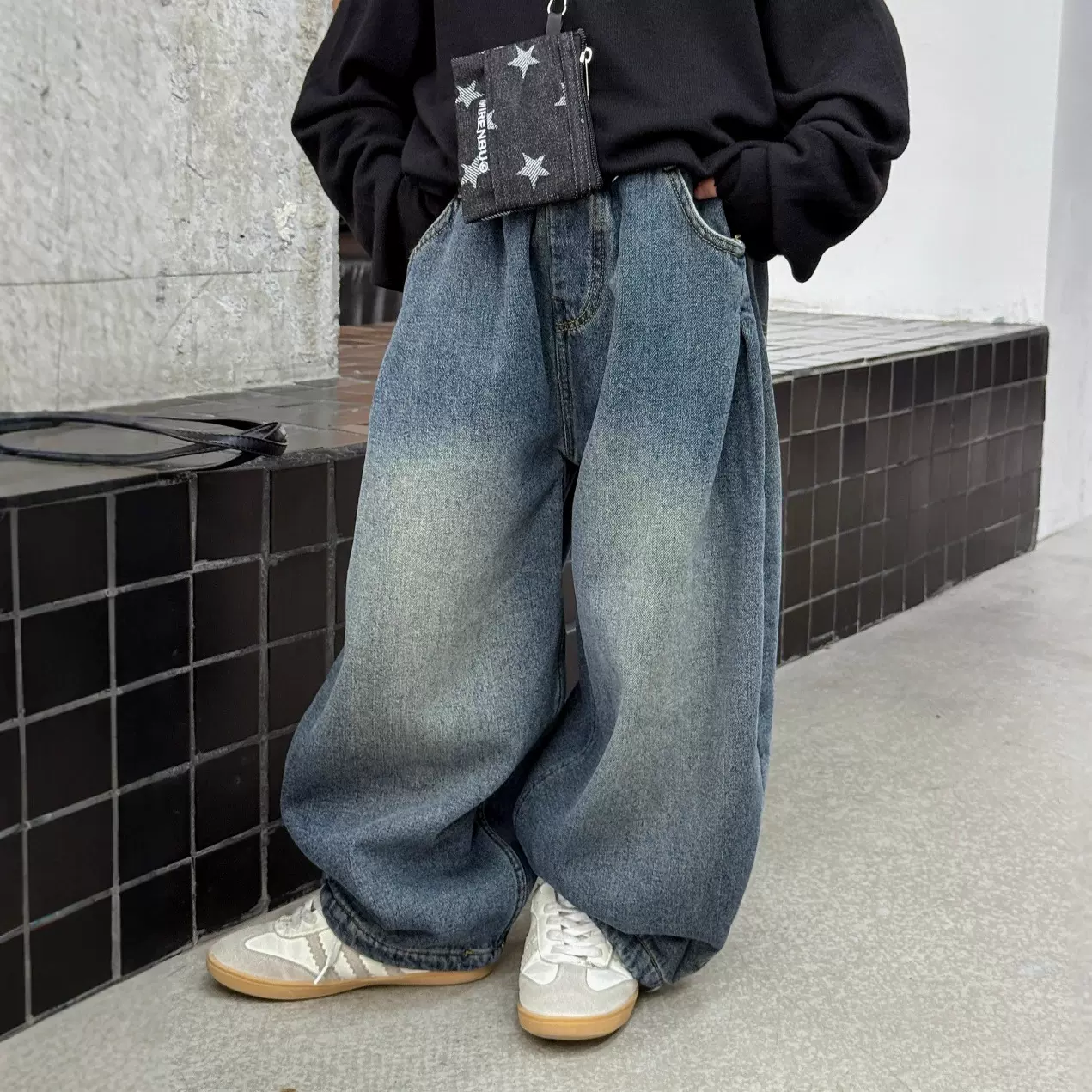 儿童牛仔裤阔腿裤2025冬季长裤男童加绒加厚洋气做旧裤子男孩弯刀