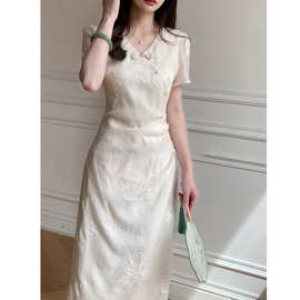 2026夏新新中式国风气质优雅改良旗袍珍珠扣绣花白色连衣裙中长款