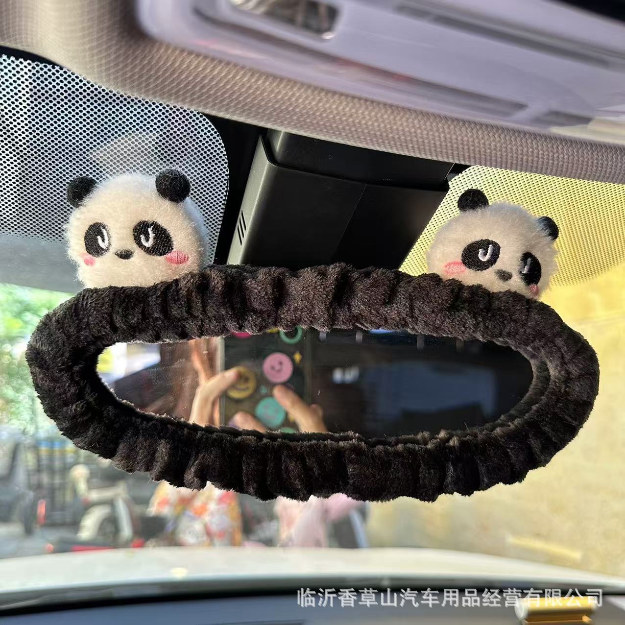 Cubierta de espejo retrovisor de automóvil transfronterizo de peluche creativo de dibujos animados lindos cubierta de espejo retrovisor de automóvil accesorios interiores mujeres image 1